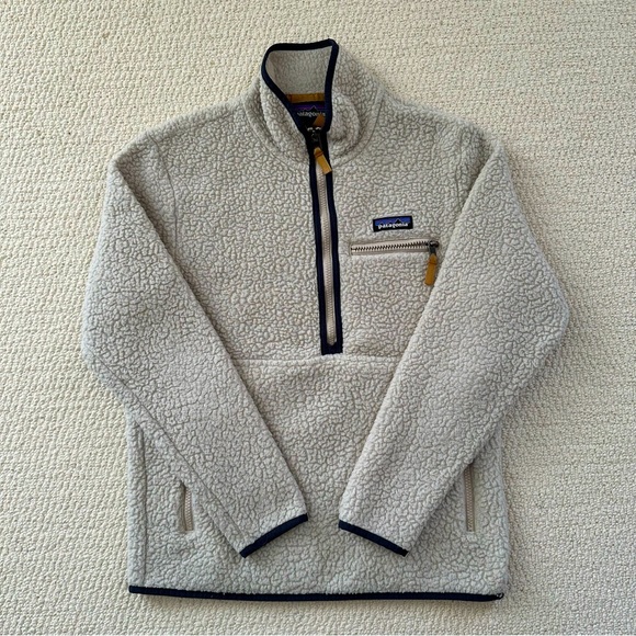Patagonia Jackets & Blazers - Patagonia Cream Sherpa Fleece Pullover with Navy Trim